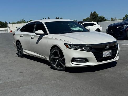 Used 2019 Honda Accord Sport image 1