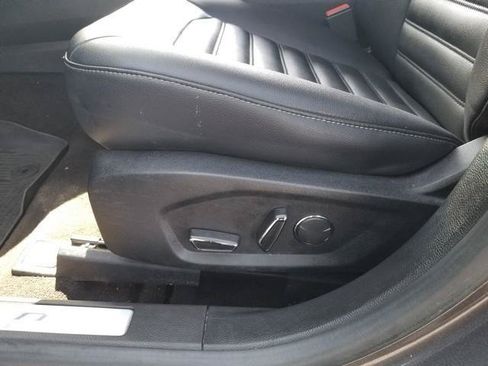 Used 2019 Ford Fusion SEL FWD image 15