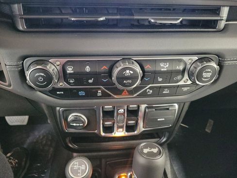 New 2025 Jeep Wrangler Unlimited Sahara w/ Safety Group image 22