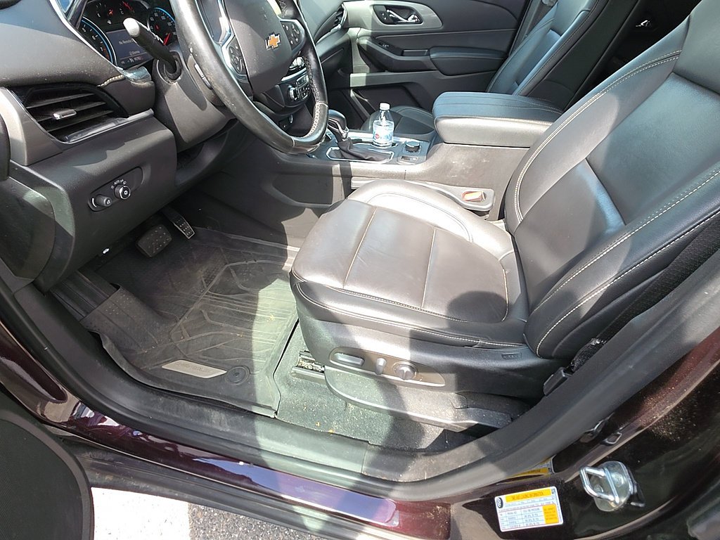 Certified 2023 Chevrolet Traverse LT w/ LPO, Floor Liner Package AWD/4WD image 5