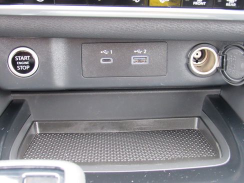 Used 2023 Nissan Rogue SV w/ SV Premium B Package image 25