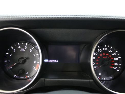 Used 2016 Ford Mustang Shelby GT350 w/ Technology Package RWD image 34