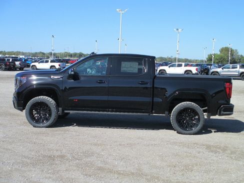 New 2026 GMC Sierra 1500 AT4 w/ AT4 Premium Package image 12