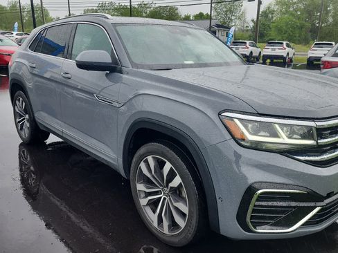 Used 2020 Volkswagen Atlas Cross Sport SEL Premium R-Line AWD/4WD image 2