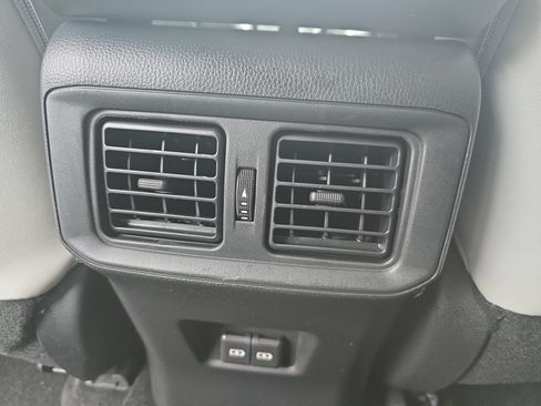 Used 2024 Toyota RAV4 XLE Premium FWD image 12