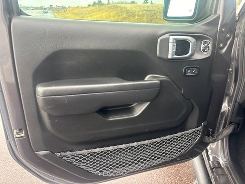 Used 2023 Jeep Wrangler Unlimited Sport AWD/4WD image 13