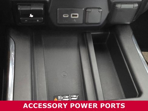 Used 2022 GMC Sierra 2500 SLT w/ SLT Premium Package image 31