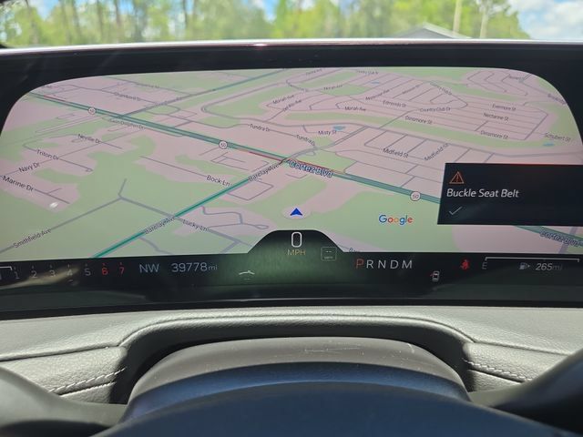 Used 2025 Cadillac XT4 Premium Luxury FWD image 25