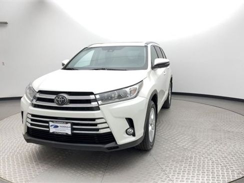 Used 2018 Toyota Highlander Limited image 7