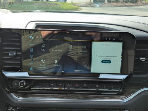 Used 2024 Chevrolet Silverado 1500 LT w/ Z71 Off-Road Package image 19