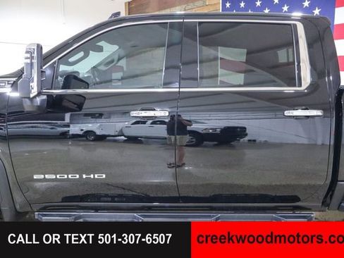 Used 2021 GMC Sierra 2500 SLT w/ SLT Convenience Package AWD/4WD image 24