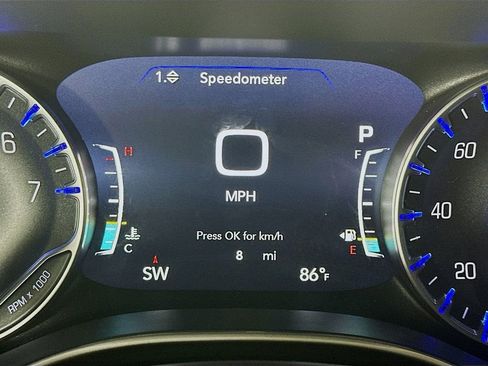 New 2025 Chrysler Pacifica Select w/ Fav Edition Package image 12