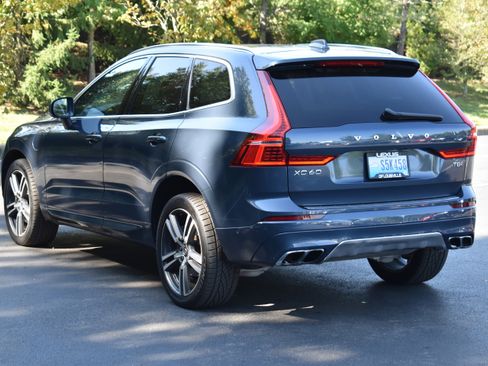 Used 2019 Volvo XC60 T8 Momentum w/ Advanced Package image 32