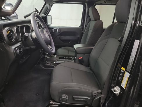 Used 2023 Jeep Wrangler Unlimited Sport AWD/4WD image 12