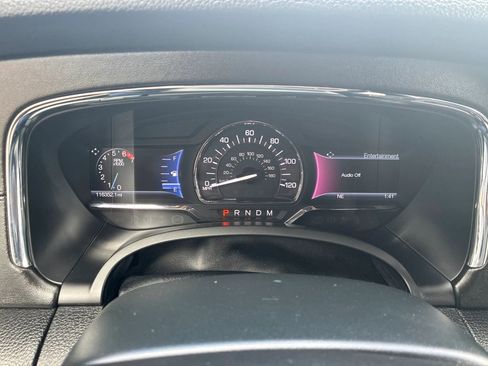 Used 2016 Lincoln Navigator Select AWD/4WD image 28