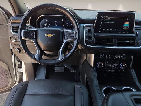 Used 2022 Chevrolet Tahoe LT w/ Luxury Package RWD image 13
