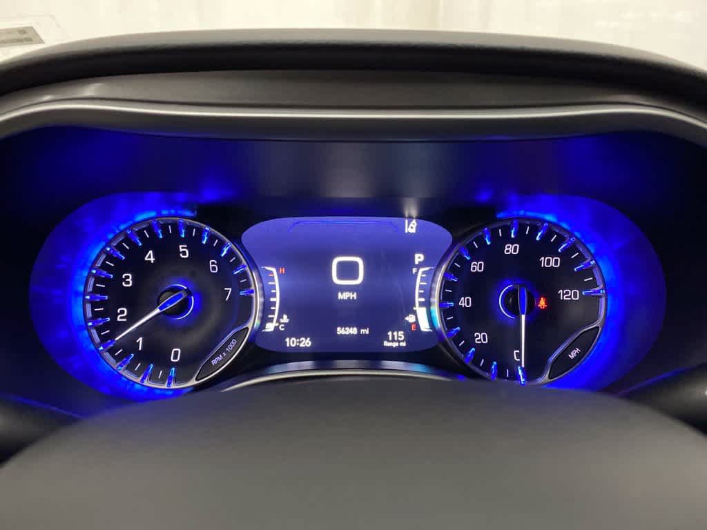 Used 2024 Chrysler Pacifica Touring-L FWD image 25