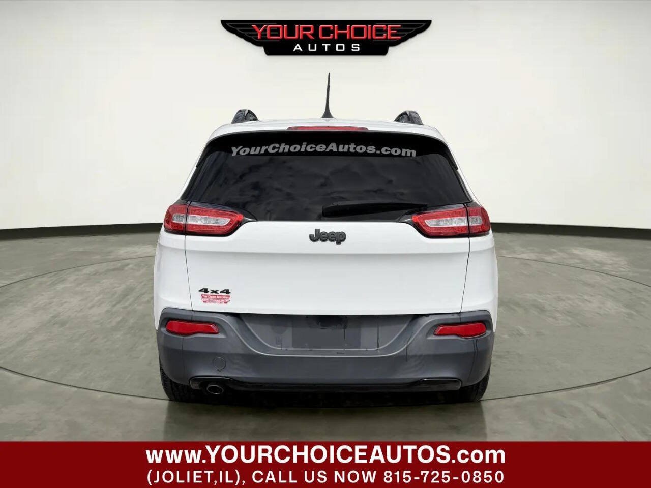 Used 2017 Jeep Cherokee Sport AWD/4WD image 4