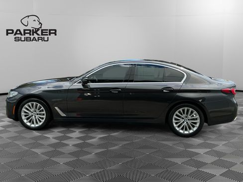 Used 2022 BMW 530i xDrive w/ Premium Package AWD/4WD image 2