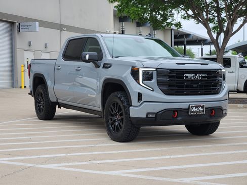 Used 2024 GMC Sierra 1500 Elevation w/ Elevation Premium Package image 2