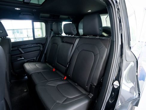 Used 2025 Land Rover Defender 110 S AWD/4WD image 48