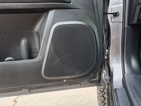 Used 2019 Toyota 4Runner TRD Off-Road Premium AWD/4WD image 15