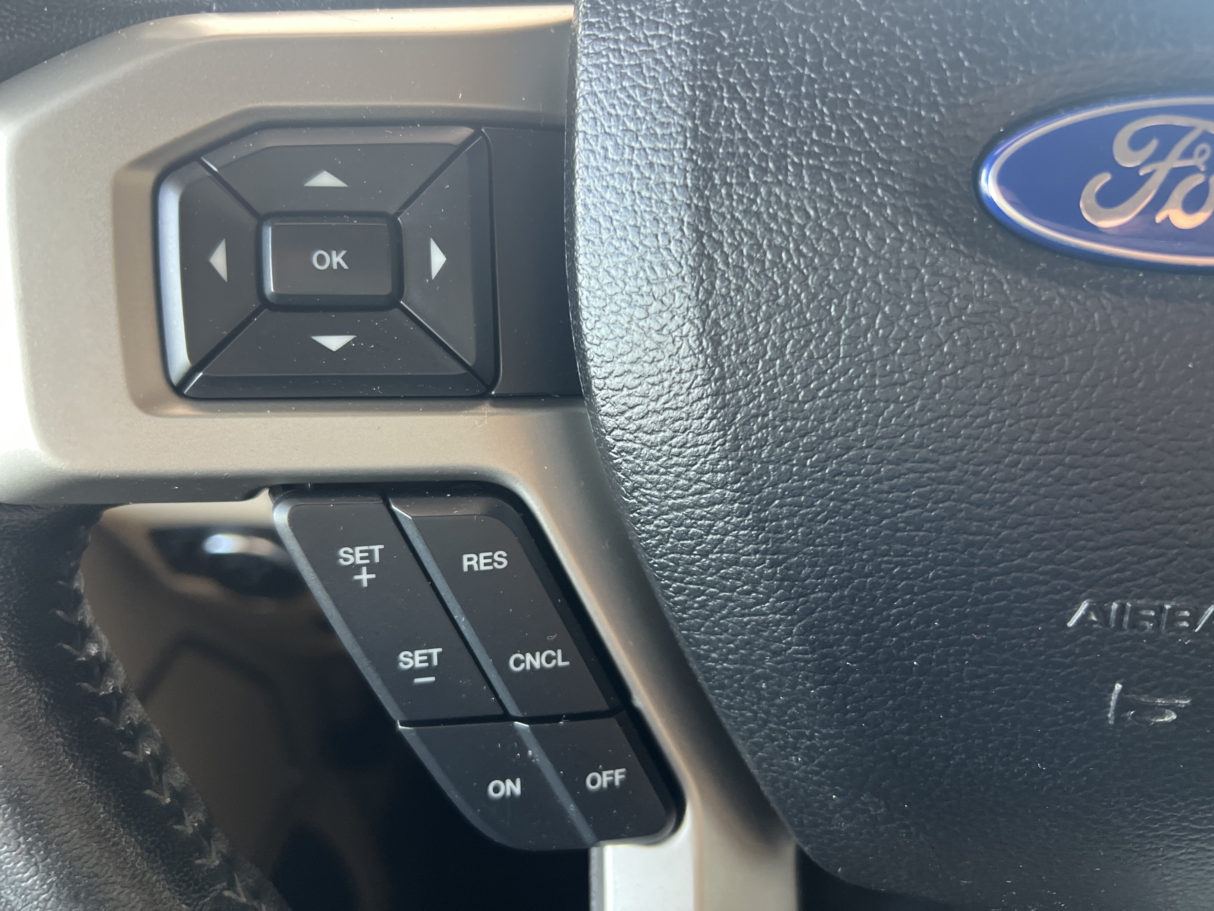 Used 2017 Ford F250 Lariat w/ Chrome Package AWD/4WD image 25