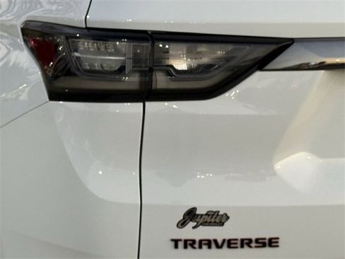 Certified 2020 Chevrolet Traverse Premier w/ Redline Edition image 6