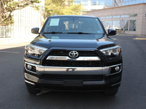 Used 2018 Toyota 4Runner Limited image 3