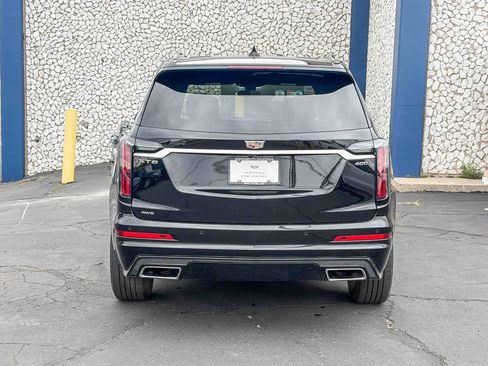 Certified 2023 Cadillac XT6 Sport AWD/4WD image 3