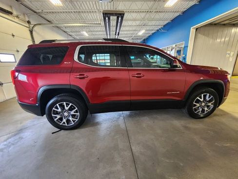 Used 2023 GMC Acadia SLT w/ Technology Package FWD image 5