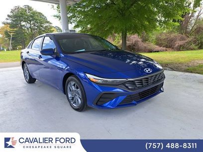 Used 2025 Hyundai Elantra Blue