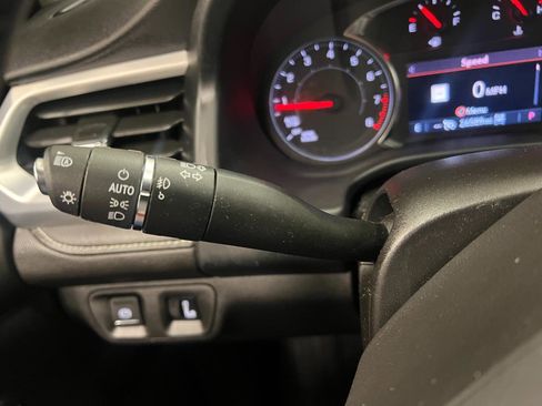 Used 2023 GMC Acadia SLT w/ Elevation Edition AWD/4WD image 38