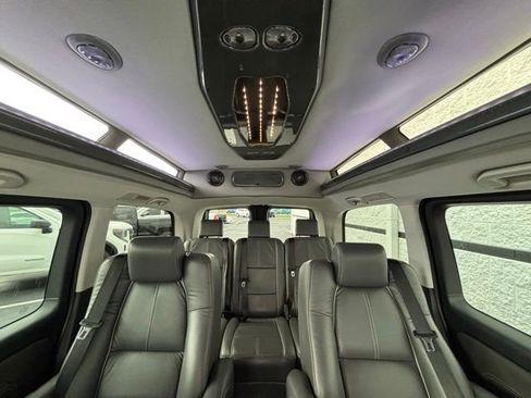Used 2019 Mercedes-Benz Metris Passenger image 2