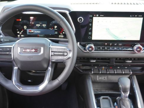 Used 2024 GMC Canyon Elevation w/ Convenience Package RWD image 28