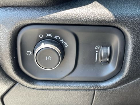 Used 2024 RAM 3500 Tradesman image 18