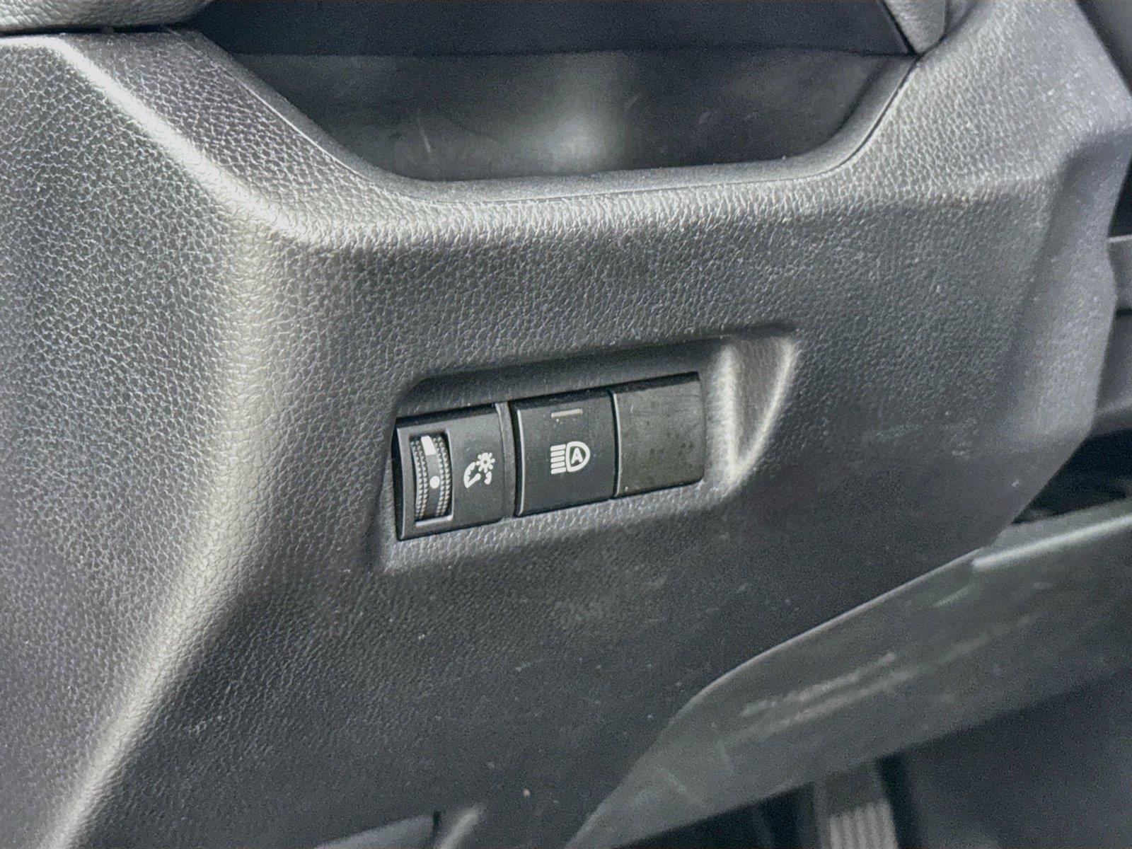 Certified 2025 Toyota RAV4 XLE FWD image 15