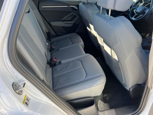 Used 2025 Audi Q3 2.0T Premium w/ Convenience Package image 15