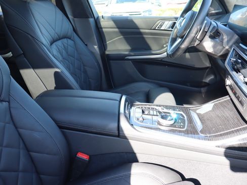 Used 2024 BMW X7 xDrive40i w/ Executive Package AWD/4WD image 13