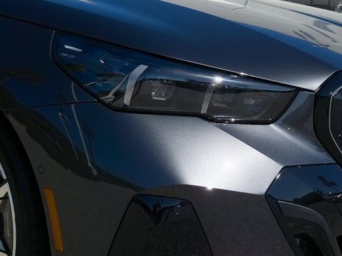 New 2026 BMW 530i w/ M Sport Package image 6