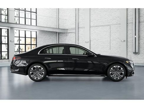 New 2026 Mercedes-Benz E 350 4MATIC Sedan image 16