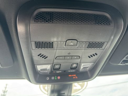 Used 2024 Cadillac XT5 Premium Luxury image 24