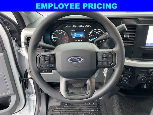 New 2026 Ford F250 XL w/ XL Chrome Package AWD/4WD image 11