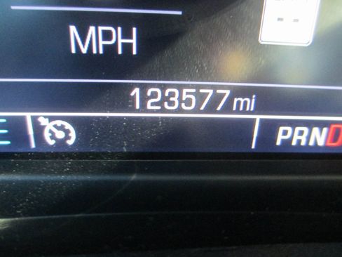 Used 2018 GMC Sierra 1500 SLT image 30