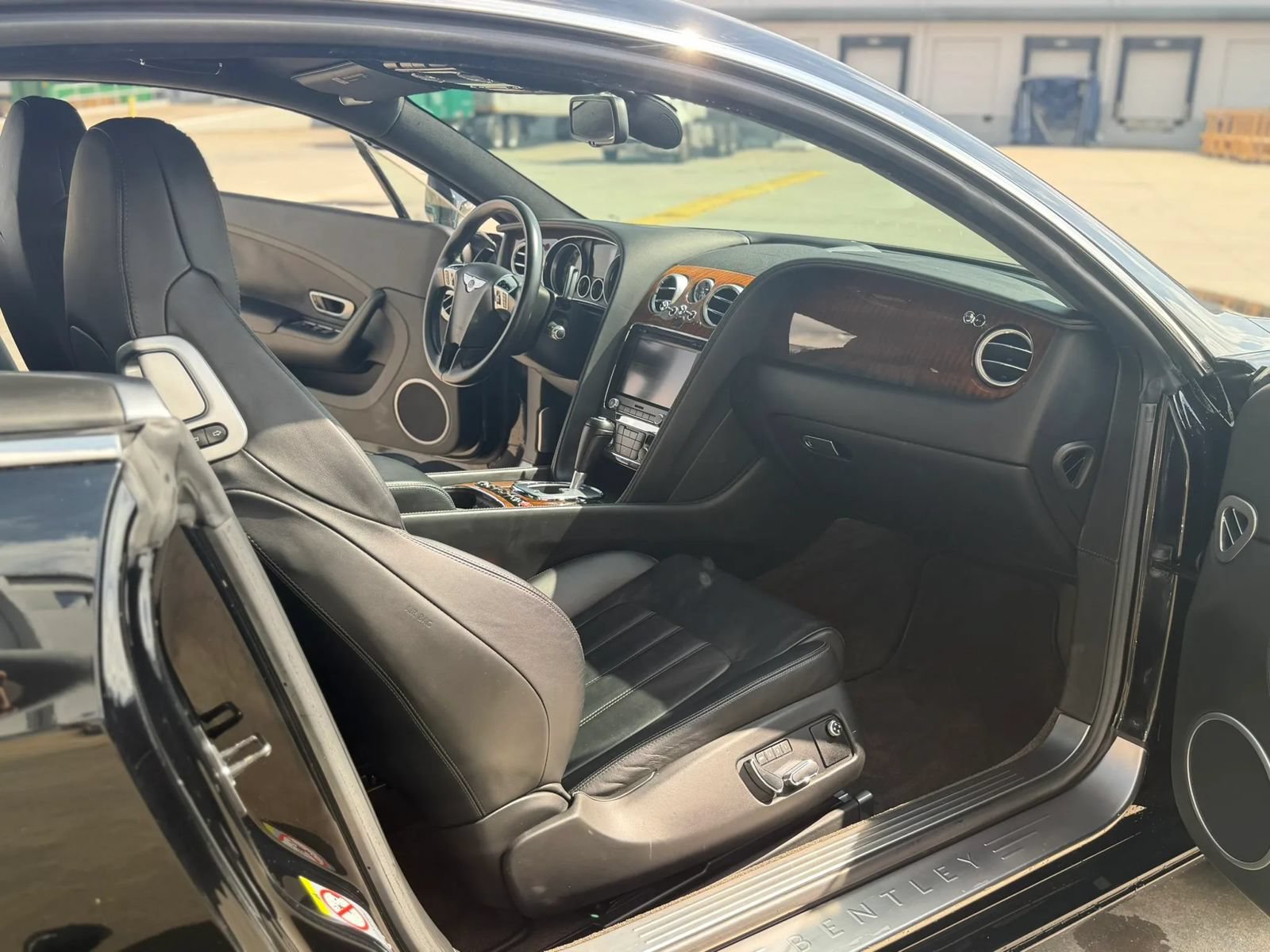 Used 2013 Bentley Continental GT AWD/4WD image 25