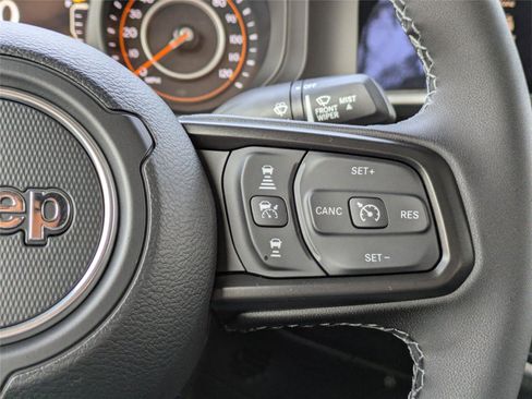 New 2026 Jeep Gladiator Sport image 25