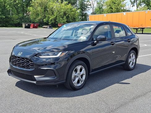 Used 2025 Honda HR-V LX image 3