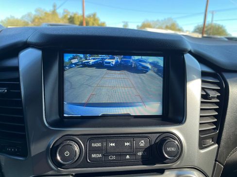 Used 2018 Chevrolet Tahoe LT image 14