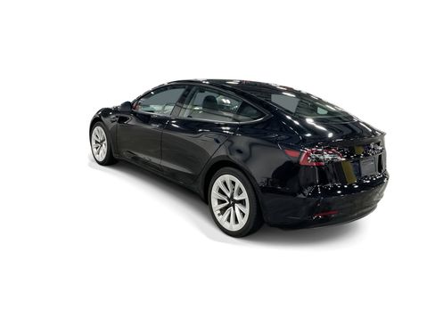 Certified 2023 Tesla Model 3 Standard Range RWD image 4