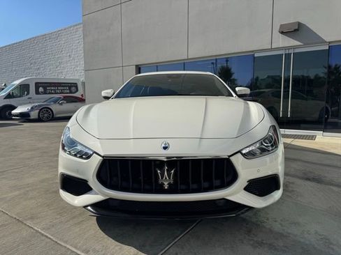 Certified 2022 Maserati Ghibli Modena Q4 image 3